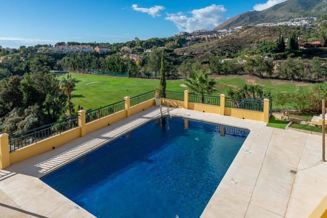 Fabulous Golf Front Apartment With Pool And Seaview Benalmádena Εξωτερικό φωτογραφία